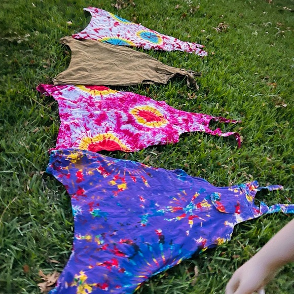 Beautiful overall romper (jumpsuit) - Picture 4 of 12